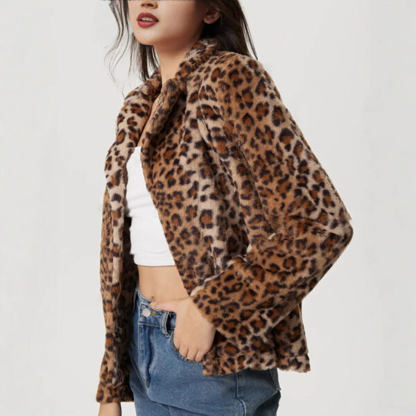 Women's Buckle Lapel Thickening Leopard Print Coat - Image 3